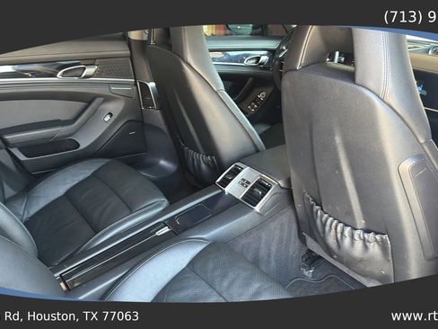 Used 2014 Porsche Panamera RWD image 30