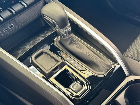 New 2026 Chevrolet Colorado LT image 24