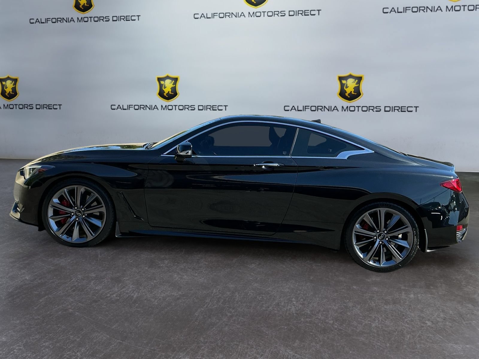 Used 2022 INFINITI Q60 Red Sport 400 w/ Cargo Package RWD image 8