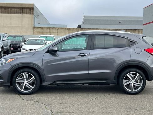Used 2021 Honda HR-V EX image 9
