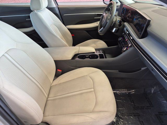 Used 2025 Hyundai Sonata SEL FWD image 26