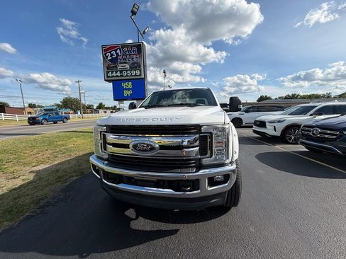 Used 2017 Ford F250 XLT w/ XLT Value Package AWD/4WD image 9