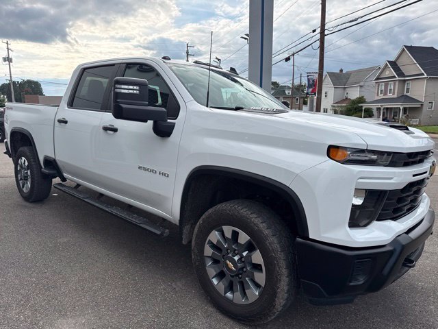 Used 2024 Chevrolet Silverado 2500 Custom w/ Custom Value Package AWD/4WD image 4
