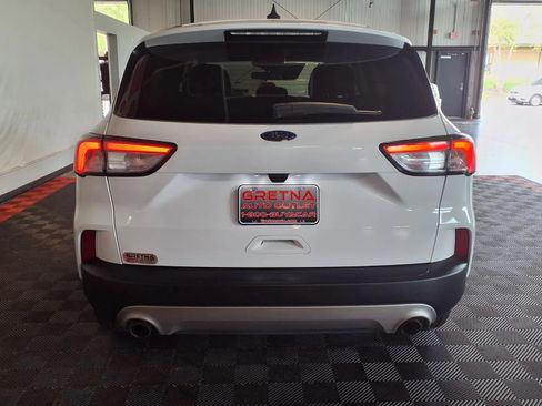 Used 2022 Ford Escape SE FWD image 6
