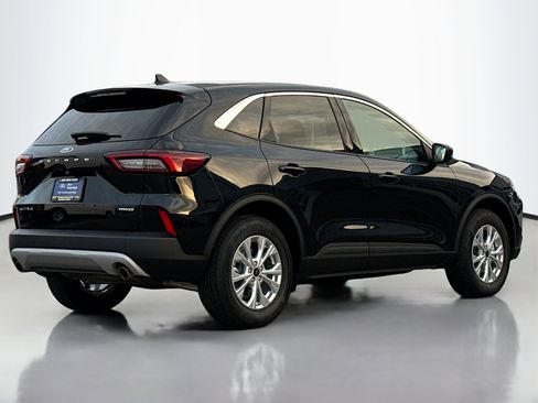 Certified 2024 Ford Escape Active image 2