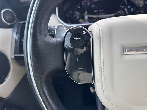 Used 2021 Land Rover Range Rover Sport HSE Silver Edition image 17