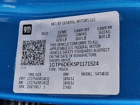 Used 2023 GMC Canyon AT4 w/ AT4 Premium Package image 27