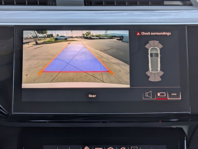Used 2023 Audi e-tron Premium AWD/4WD image 14