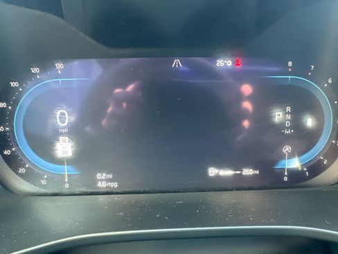 Used 2023 Volvo XC40 B5 Plus w/ Climate Package image 19