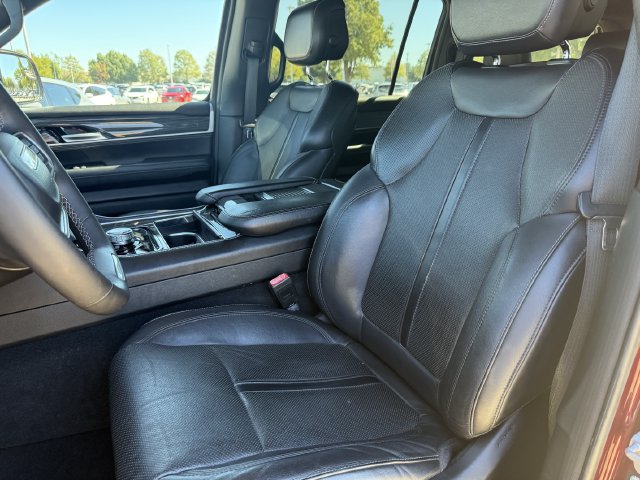 Used 2022 Jeep Wagoneer Series II w/ Premium Group I RWD image 24