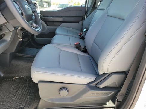 New 2026 Ford F250 XL w/ XL Chrome Package image 6