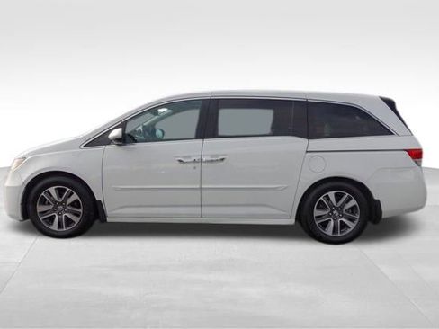 Used 2015 Honda Odyssey Touring image 7