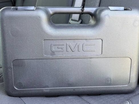 New 2026 GMC Sierra 3500 SLE w/ SLE Value Package AWD/4WD image 17