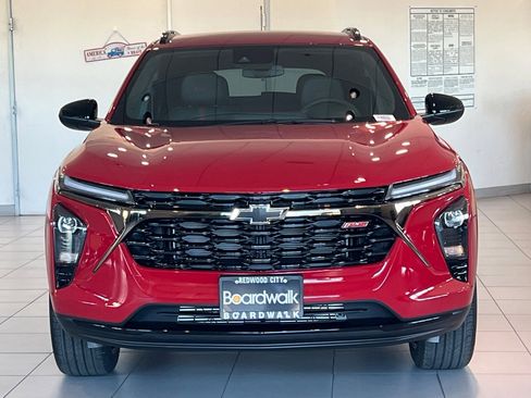 Used 2026 Chevrolet Trax RS w/ Driver Confidence Package FWD image 9