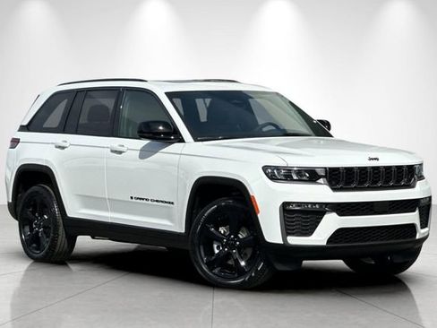 New 2026 Jeep Grand Cherokee Limited w/ Limited Altitude Package AWD/4WD image 2