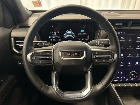 Used 2025 GMC Terrain Elevation image 9