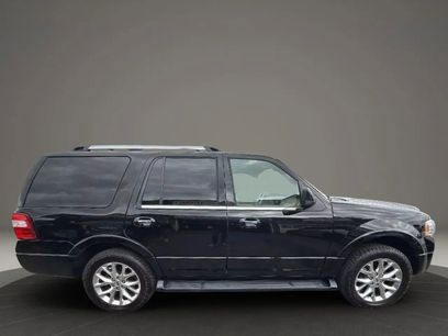 Used 2017 Ford Expedition Limited