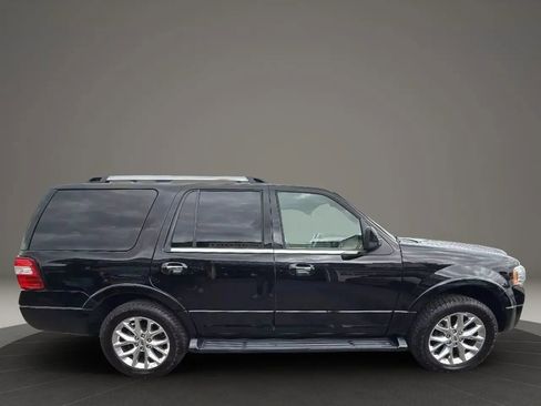 Used 2017 Ford Expedition Limited AWD/4WD image 4