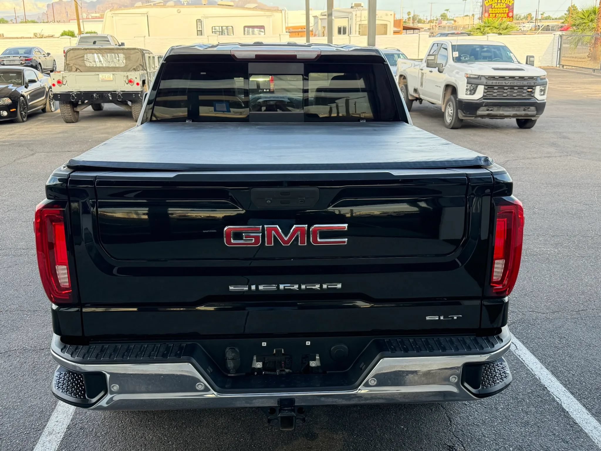 Used 2020 GMC Sierra 1500 SLT RWD image 5