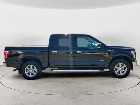 Used 2017 Ford F150 XLT w/ Equipment Group 302A Luxury AWD/4WD image 4