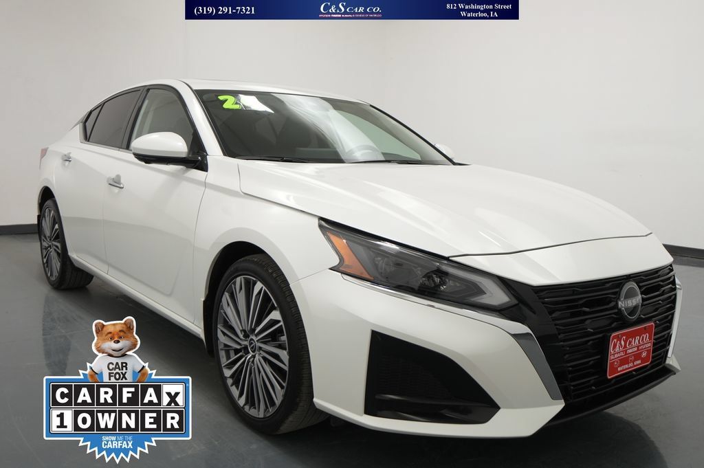 Used 2024 Nissan Altima 2.5 SL AWD/4WD image 1