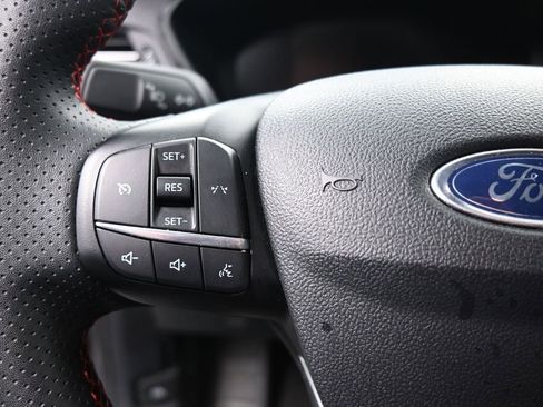 Used 2025 Ford Escape ST-Line AWD/4WD image 18