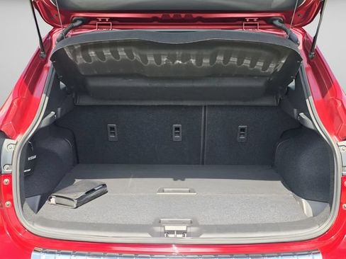 Used 2022 Nissan Rogue Sport SV w/ Technology Package FWD image 33