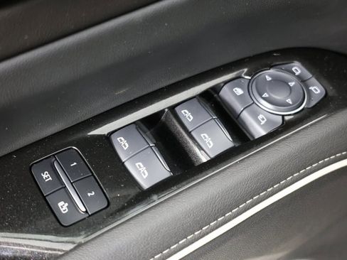 Used 2024 Cadillac Escalade Sport w/ LPO, ONYX Package image 26