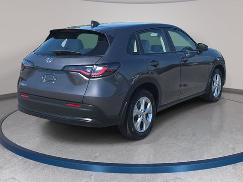 Certified 2024 Honda HR-V LX image 5