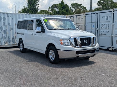 Used 2013 Nissan NV 3500 SV w/ Technology Pkg RWD image 3