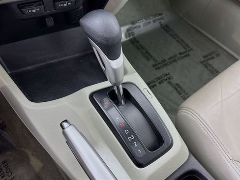 Used 2012 Honda Civic EX-L image 17