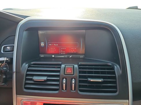 Used 2011 Volvo XC60 3.2 FWD image 22