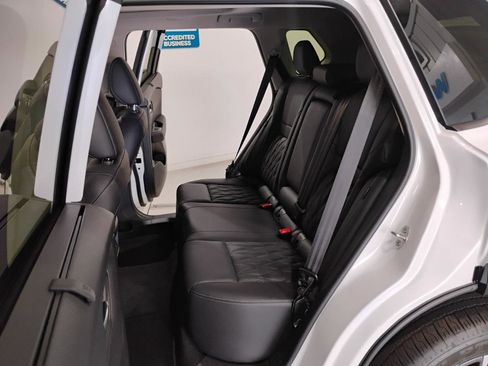 Used 2025 Nissan Rogue Platinum w/ Tech Package image 9