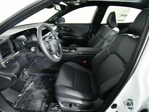 New 2026 Toyota Crown Limited image 5