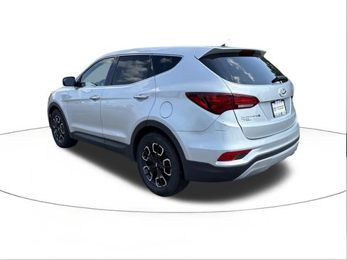 Used 2018 Hyundai Santa Fe Sport FWD image 5