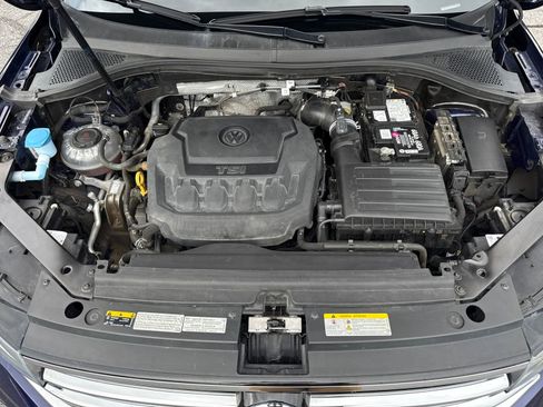Certified 2022 Volkswagen Tiguan SE image 22