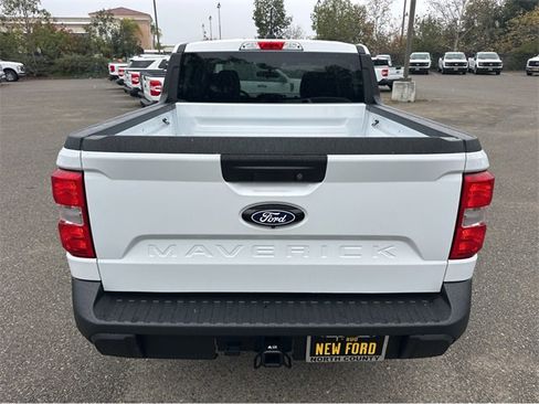 New 2026 Ford Maverick XL image 5