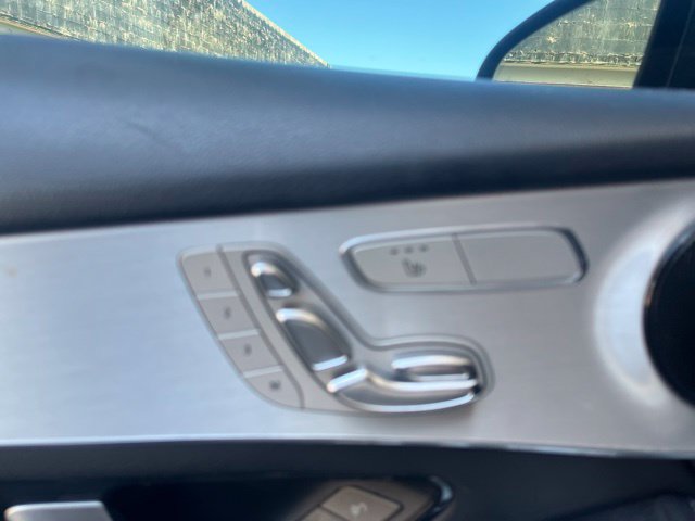 Used 2019 Mercedes-Benz GLC 300 image 11