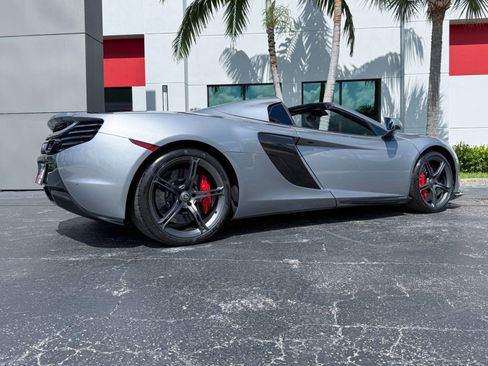 Used 2015 McLaren 650S Spider RWD image 18