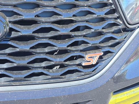 Used 2020 Ford Explorer ST w/ ST Street Pack image 10