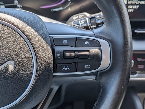 Certified 2023 Kia Sportage EX AWD/4WD image 30