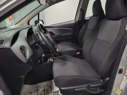 Used 2015 Toyota Yaris L FWD image 13