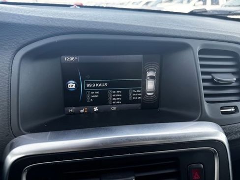 Used 2013 Volvo S60 T5 image 4