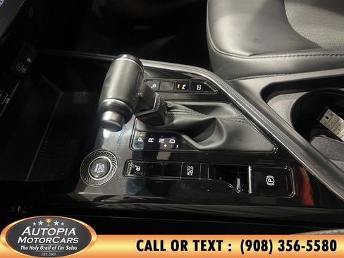 Used 2023 Kia Niro EX Touring image 34