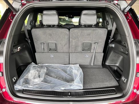 New 2026 Jeep Grand Cherokee L 4WD image 9