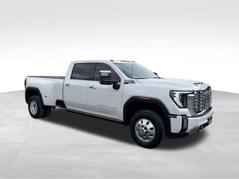 Used 2024 GMC Sierra 3500 Denali w/ Denali Reserve Package AWD/4WD image 27