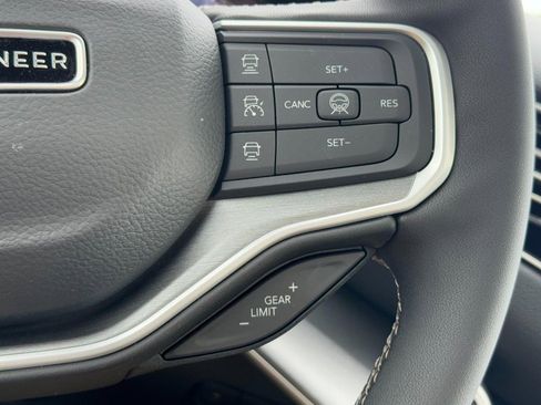 New 2026 Jeep Grand Wagoneer 4WD image 16