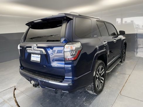 Used 2021 Toyota 4Runner Limited image 12
