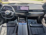 Used 2024 BMW 530i image 2