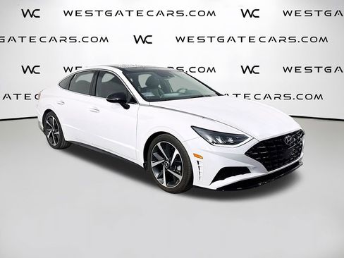 Used 2021 Hyundai Sonata SEL Plus w/ Tech Package image 1